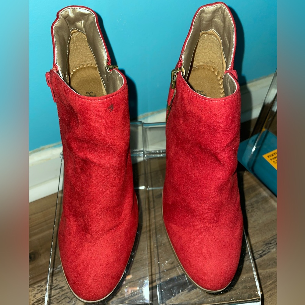 Style & Co Masrinaa red ankle booties - Picture 2 of 6